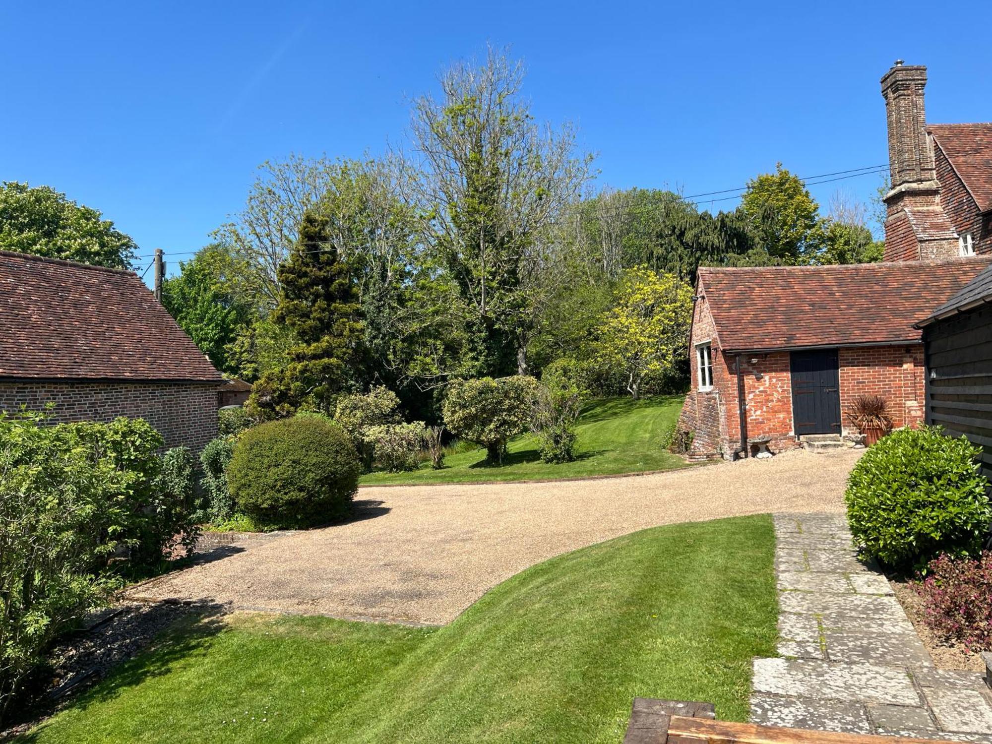Little Pyes Barn Villa Battle Exterior photo